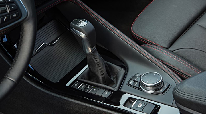 BMW X1 18i sDrive - Hình 16
