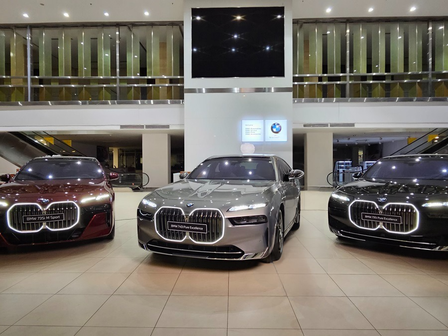 Khuyến mãi khi mua BMW 7 Series trong tháng