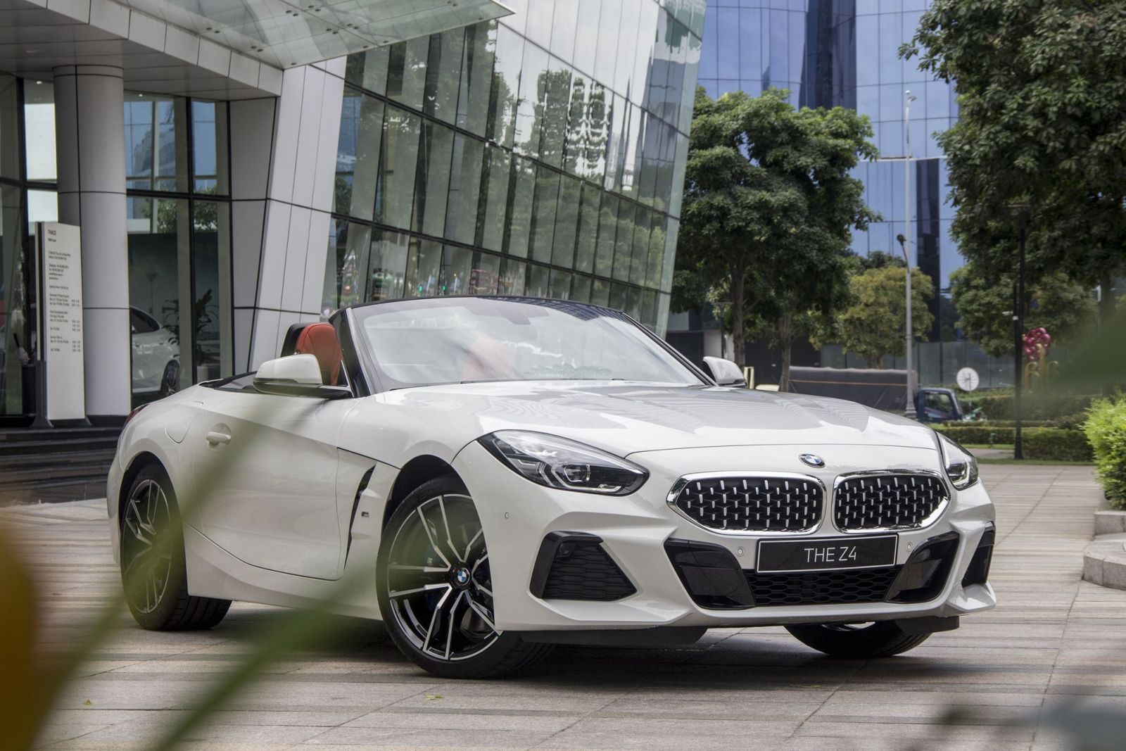 Giá xe BMW Z4 sDrive20i 2026